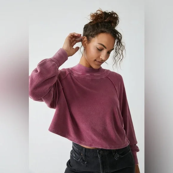 🆕FREE PEOPLE Dreamy Mulberry Fun Times Turtleneck - Picture 1 of 15